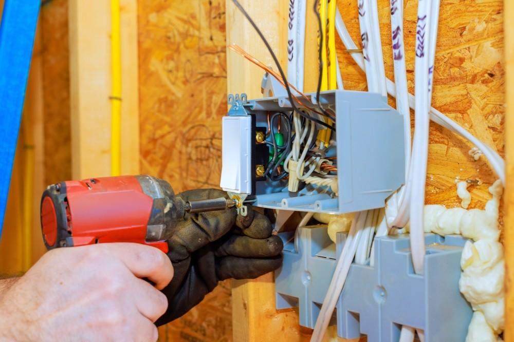 Commercial Electrical Repair in Santa Clarita, CA. David Electric